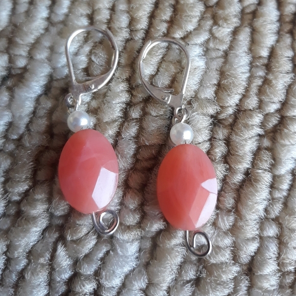 Earrings - Picture 1 of 5